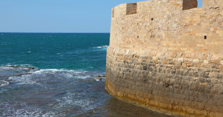 Uncover the Hidden Charms of Worli Fort: Top Things to Do in Mumbai’s Coastal Gem